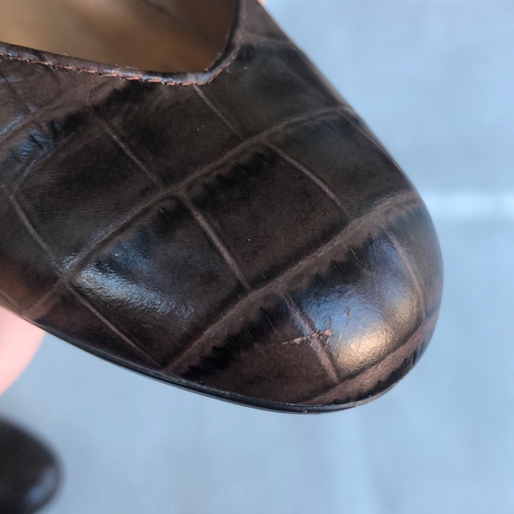 Banana Republic brown croc embossed pumps - Picture 7 of 8